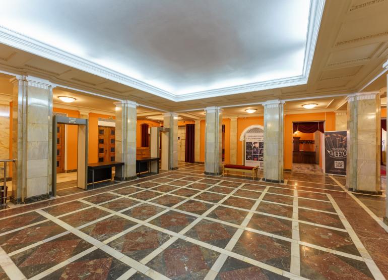 Дворец на Яузе: Вид входной группы внутри зданий